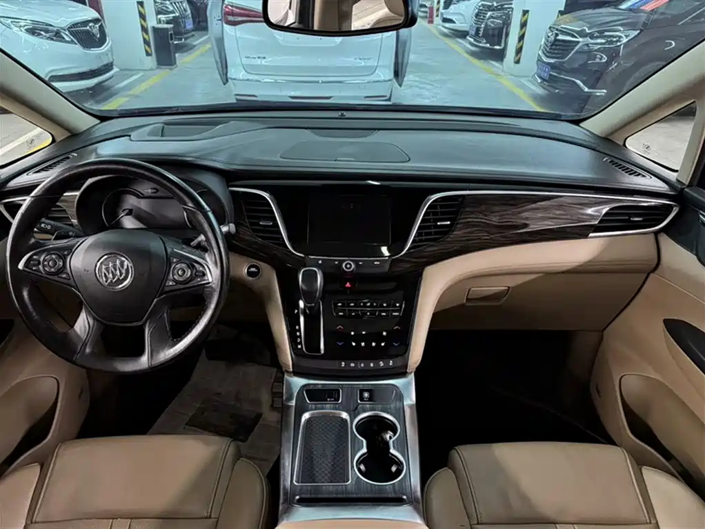 Buick GL8 2017 ES 28T Flagship China V фото 8