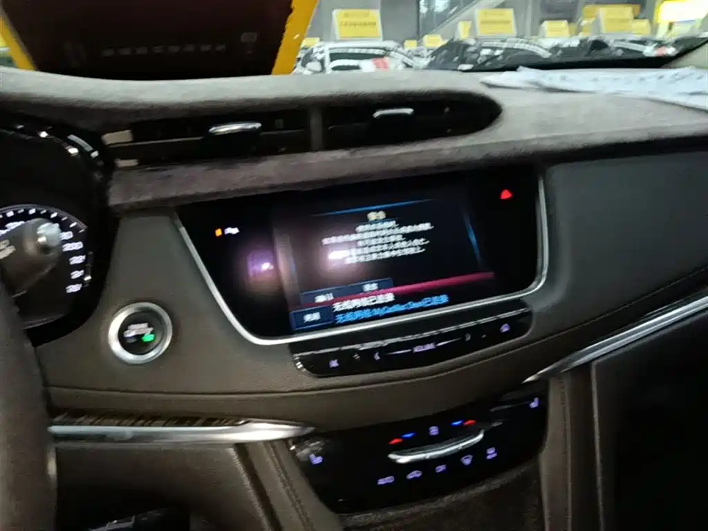 Cadillac XT5 2018 28T 4WD Luxury фото 12