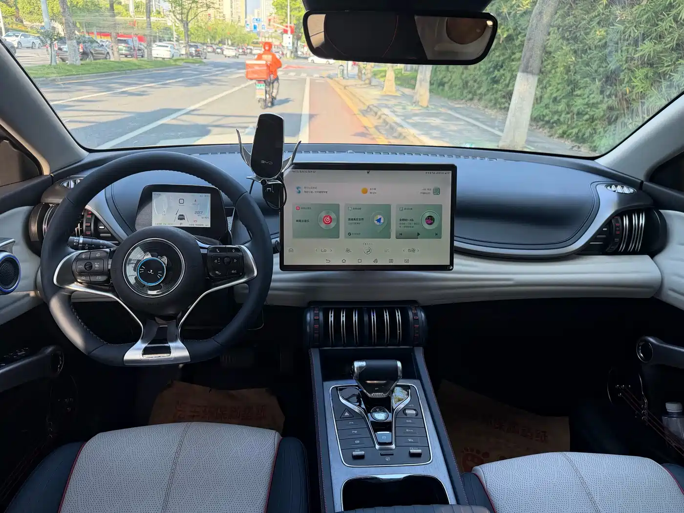 BYD Yuan PLUS 2022 510KM Flagship фото 6