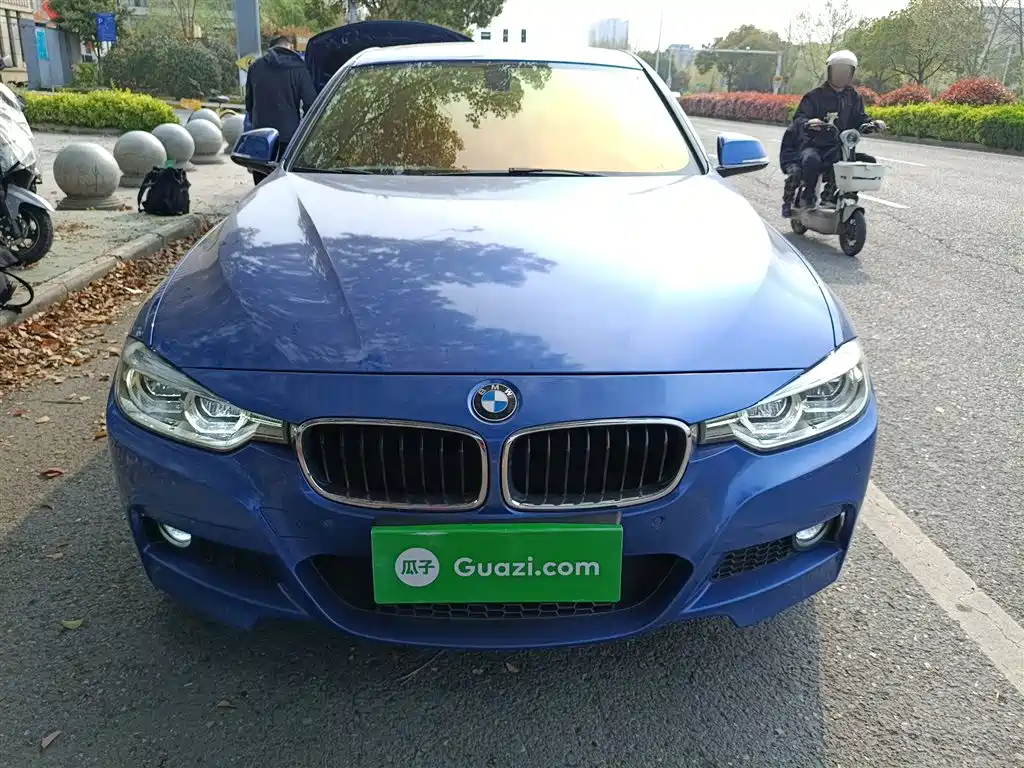 BMW 3 Series 2017 320i M Sport фото 3