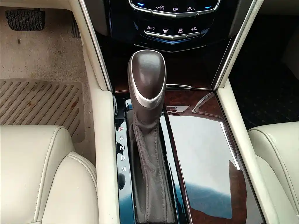Cadillac XTS 2017 28T Technology фото 14