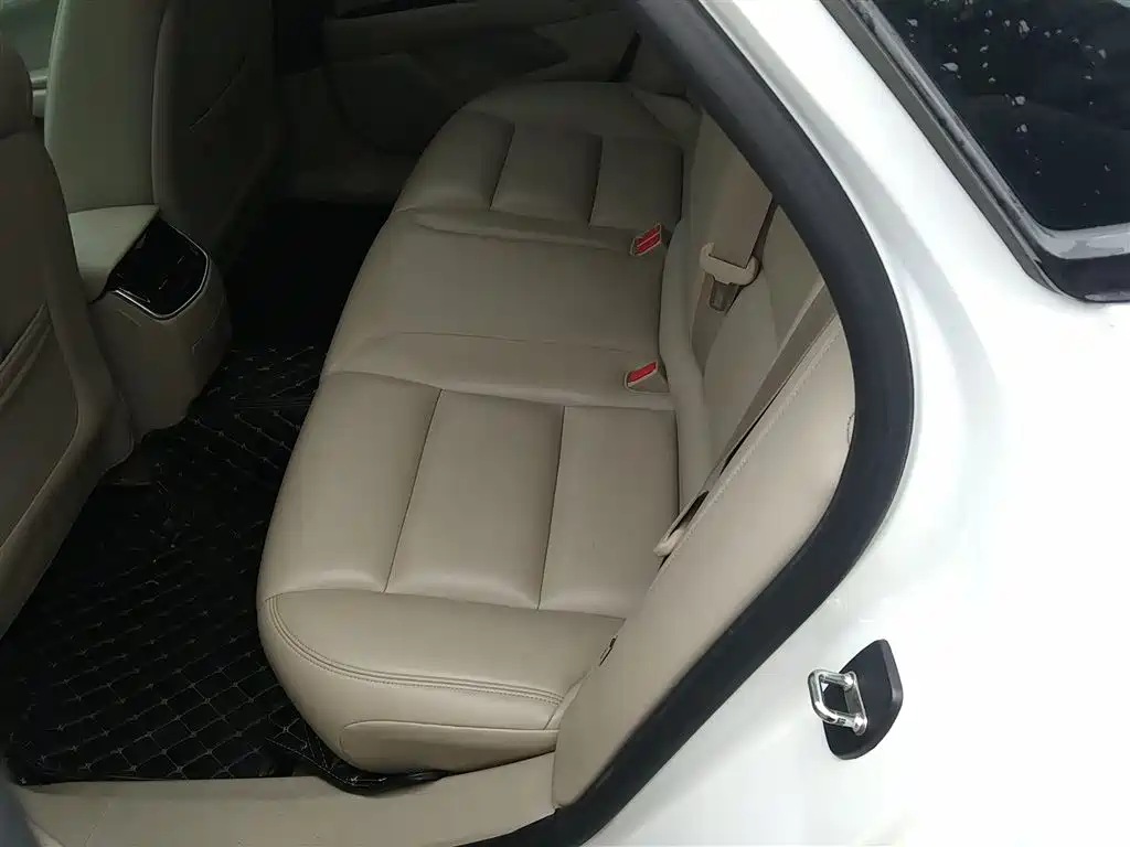 Cadillac XTS 2017 28T Technology фото 17