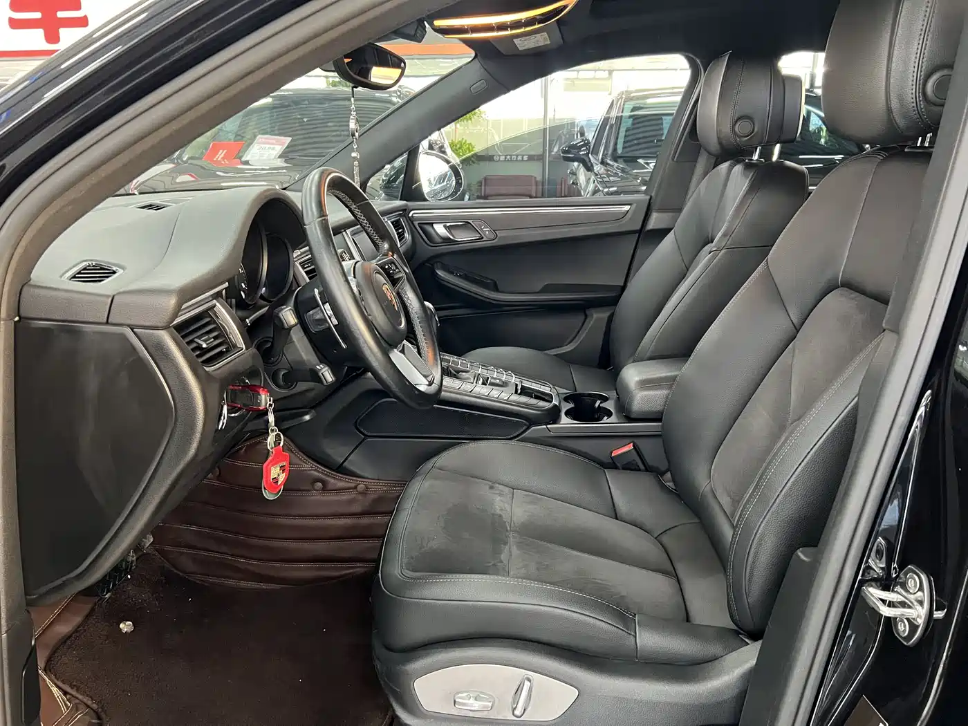 Porsche Macan 2017 Macan 2.0T фото 4