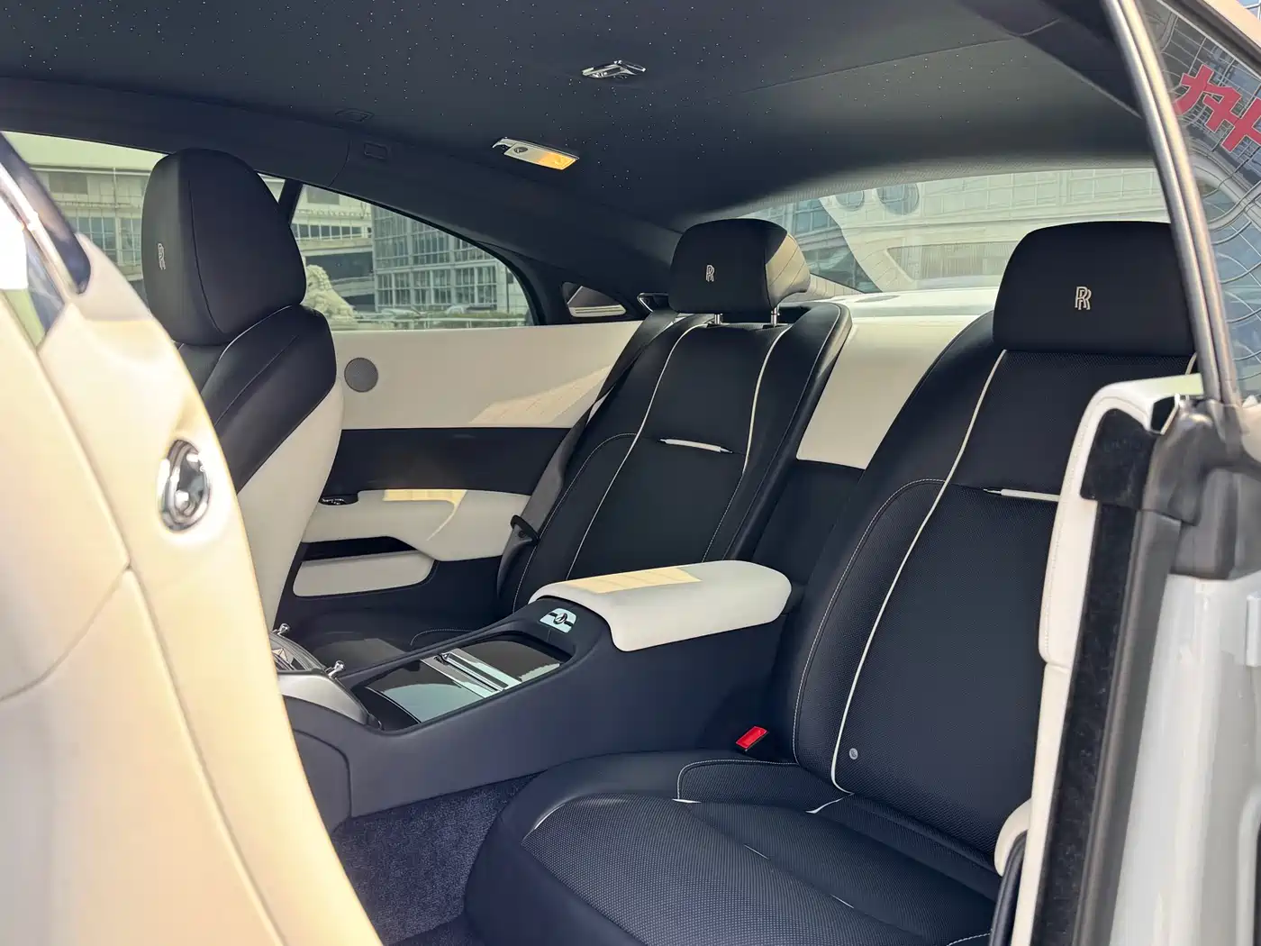 Rolls-Royce Wraith 2018 2017 6.6T Black Badge Edition