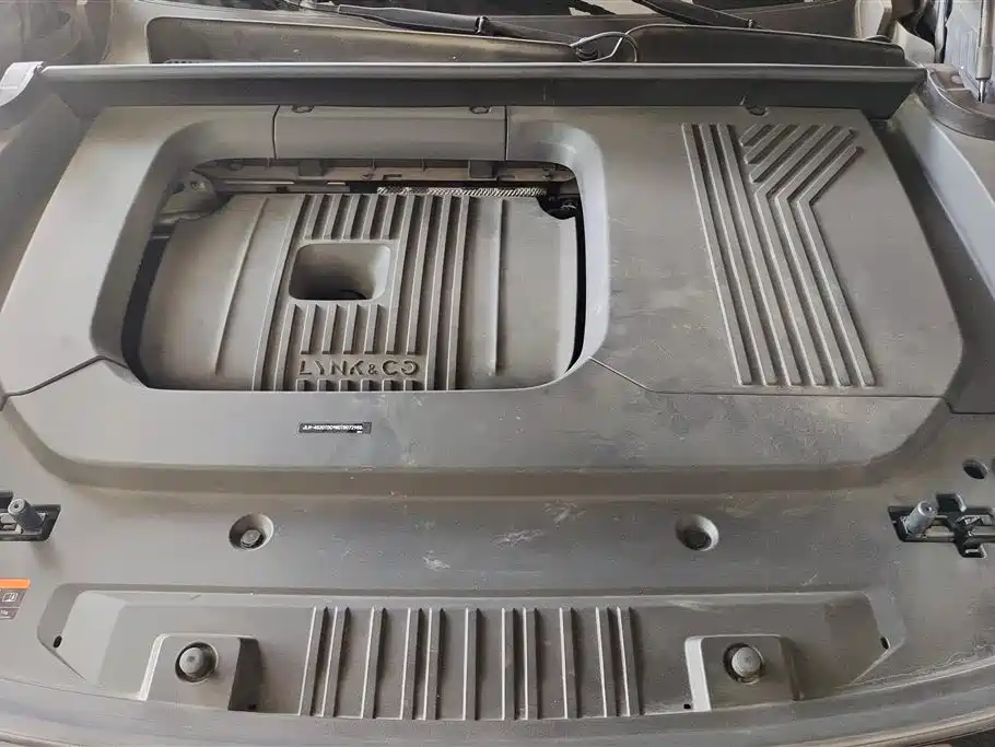 Lynk & Co 09 EM-P 2021 2.0T PHEV Halo 6-seater фото 10