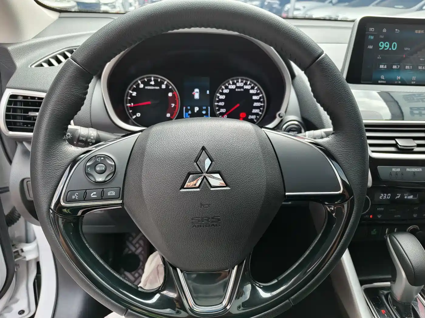 Mitsubishi Eclipse Cross 2021 2021 1.5T CVT 2WD Dream Edition