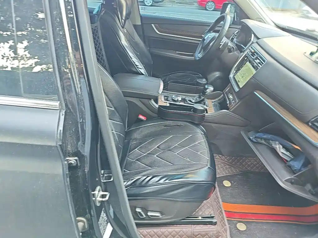 Roewe RX8 2019 2019 30T Intelligent Internet AWD Flagship Edition
