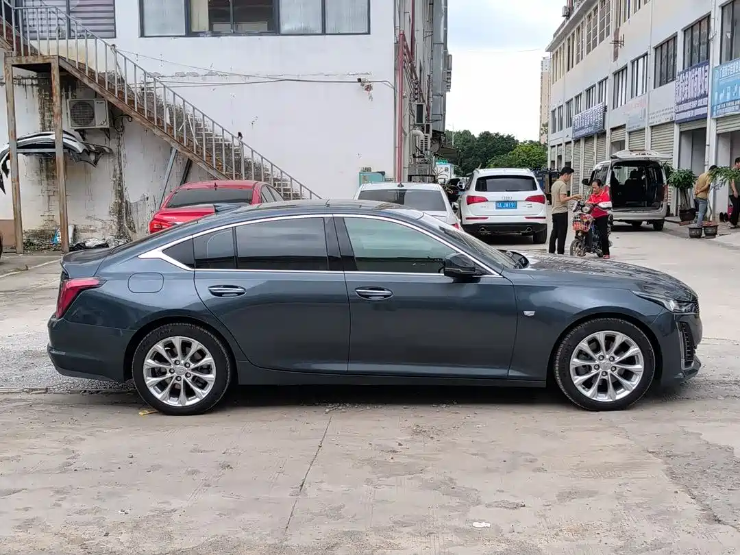 Cadillac CT5 2021 28T Luxury фото 3