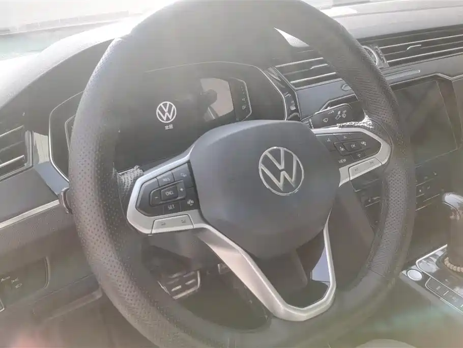 Volkswagen Magotan GTE Plug-in Hybrid 2022 GTE Luxury фото 15