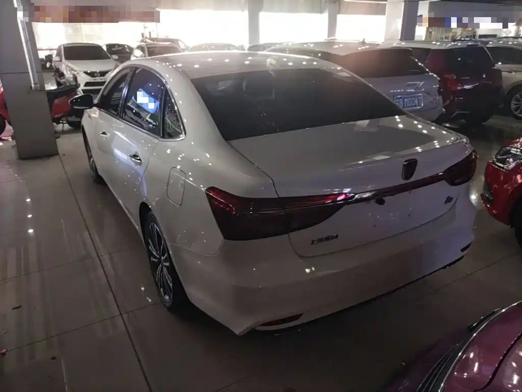 Roewe i6 2019 2020 PLUS 1.6L CVT 4G Connected Glory Flagship Edition