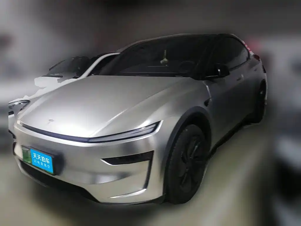 Tesla Model Y 2026 Rear-Wheel Drive