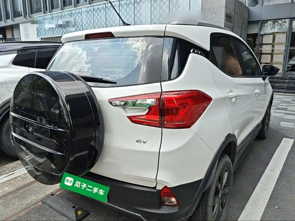 BYD Yuan New Energy 2019 EV360 Smart Connect Edition фото 6