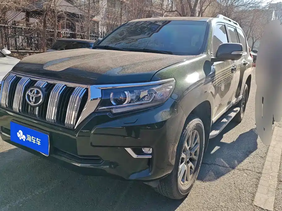 TOYOTA PRADO