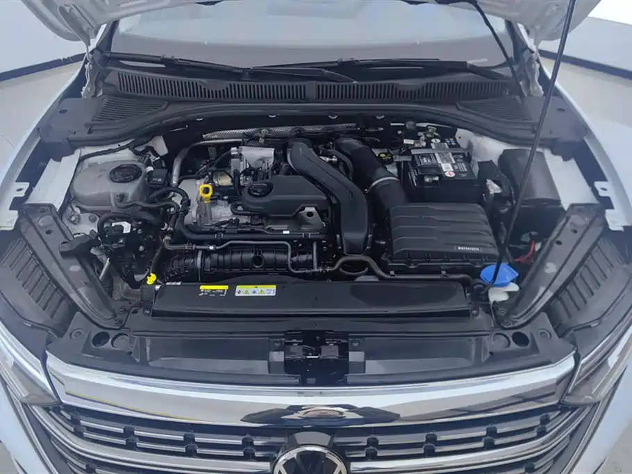 Volkswagen Sagitar 2023 300TSI DSG Surpassing Edition фото 10
