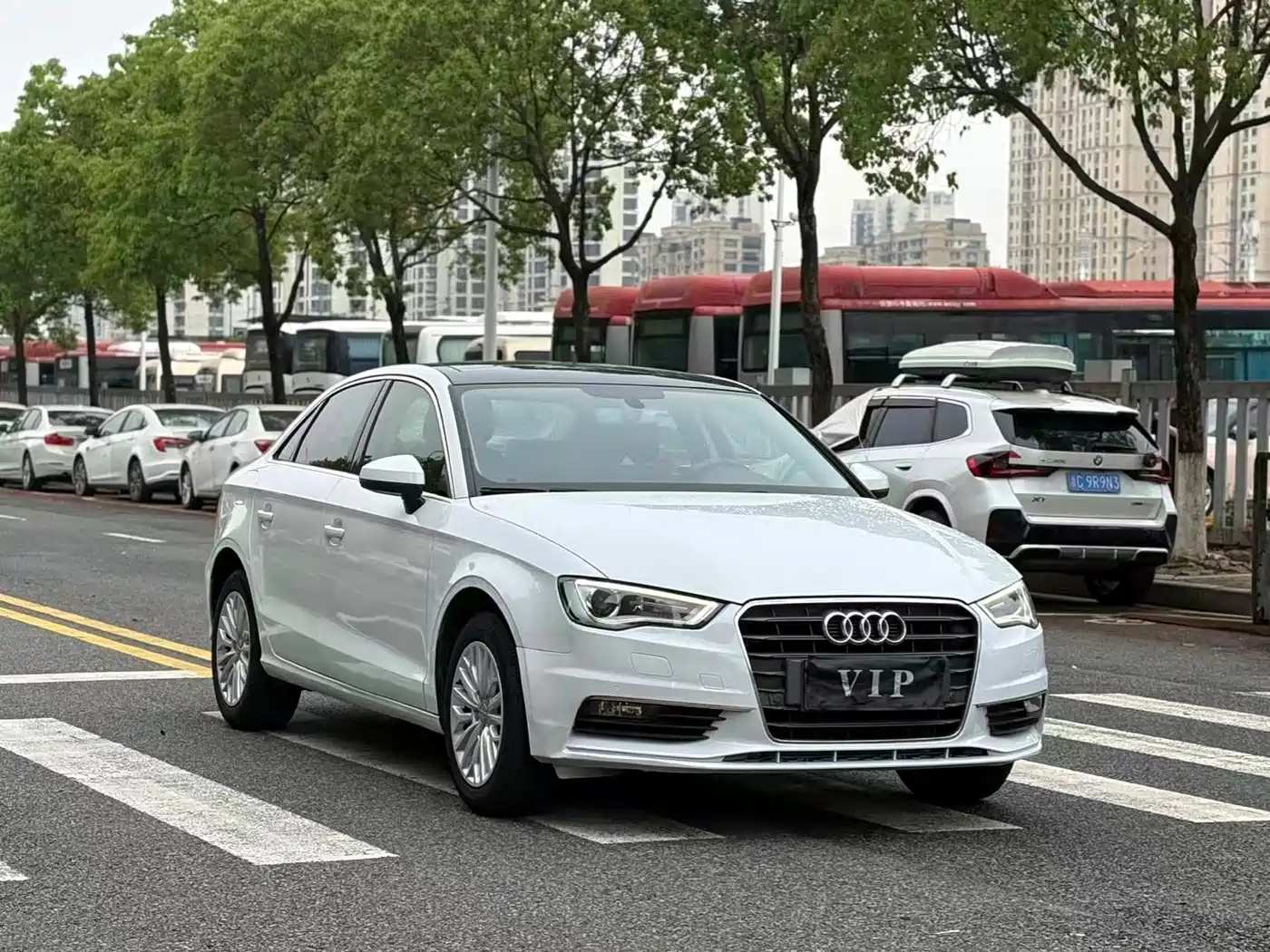Audi A3 2016 Limousine 35 TFSI Leadership фото 3