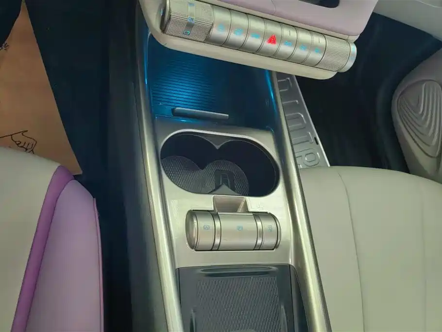 BYD Dolphin 2021 Model 405km Fashion Edition фото 16