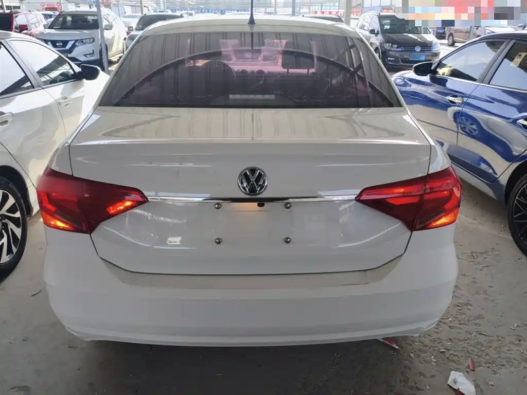Volkswagen Jetta 2017 1.5L Automatic Fashion фото 4