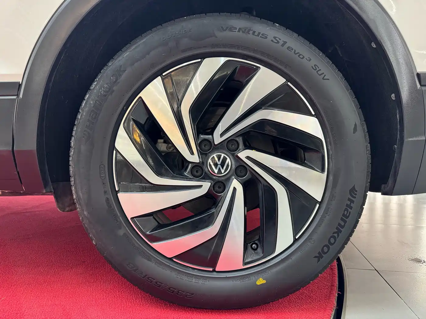 Volkswagen Tiguan L 2022 330TSI Automatic 2WD Comfort Edition фото 35