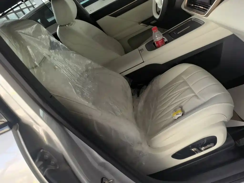 Dongfeng Yipai eπ008 2026 2025 210Ultra Range Extender 5-Seater