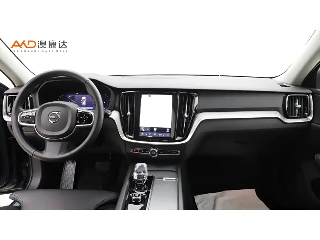Volvo V60 2024 B5 Smart Premium Luxury Edition фото 5