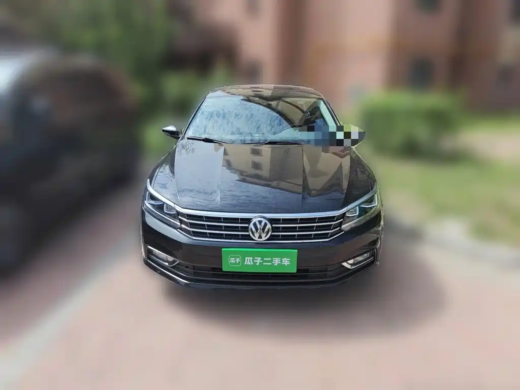 Фото 23 - Volkswagen Passat