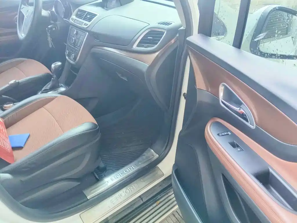 Photo 11 - Buick Encore