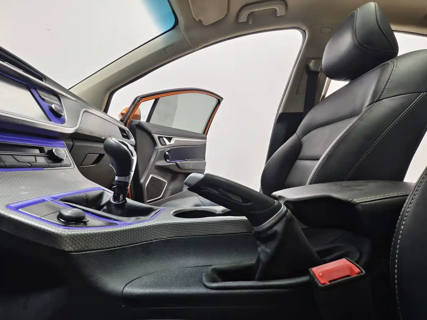 Photo 12 - Geely Emgrand GS