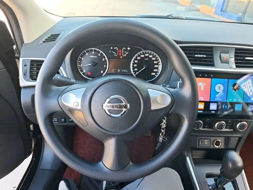 Nissan SYLPHY, миниатюра 11