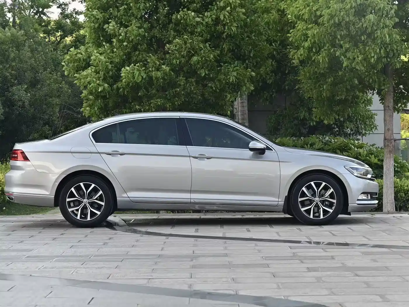 Volkswagen Magotan 2017 330TSI DSG Premium фото 11