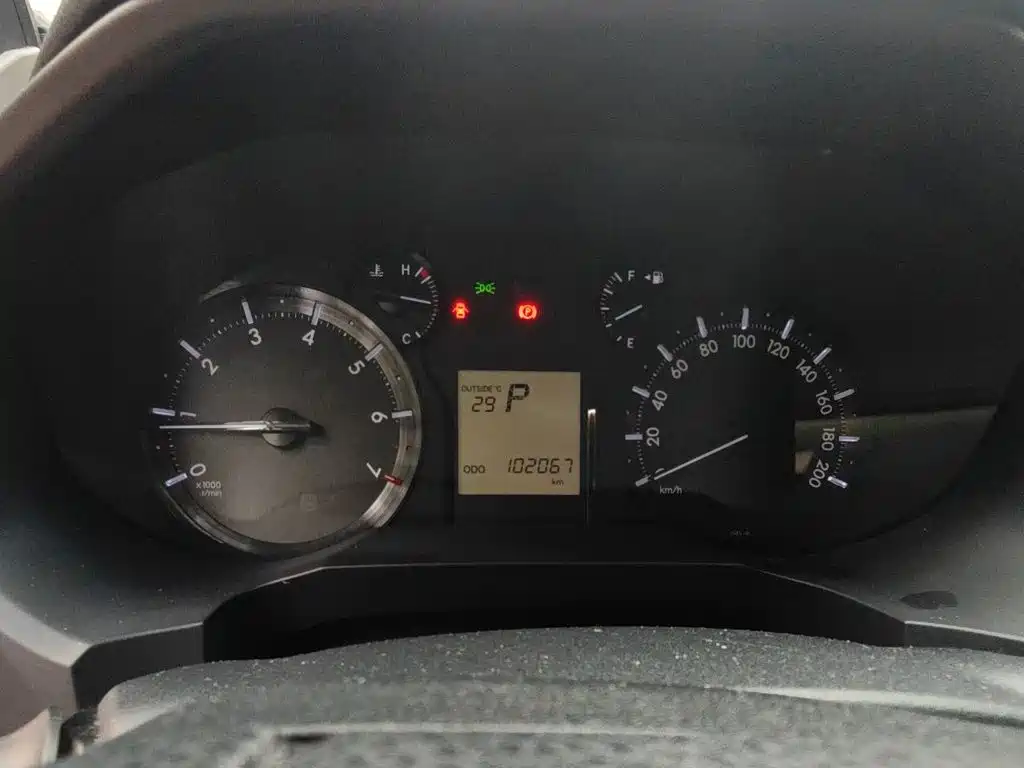 Photo 7 - Toyota Prado