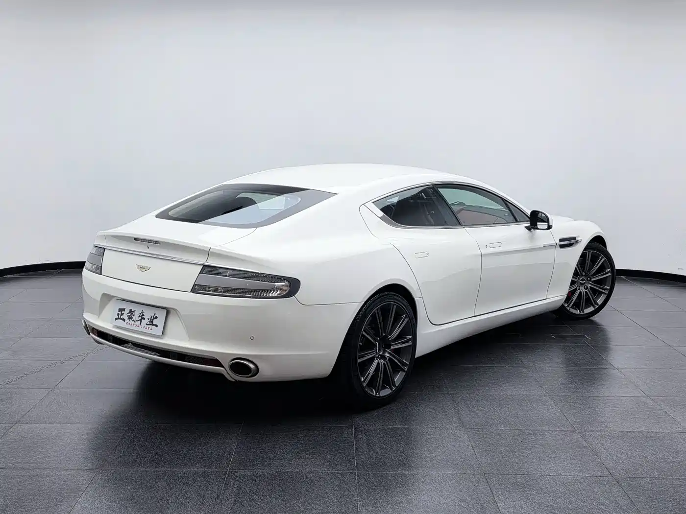 Aston Martin Rapide 2011 2010 6.0L