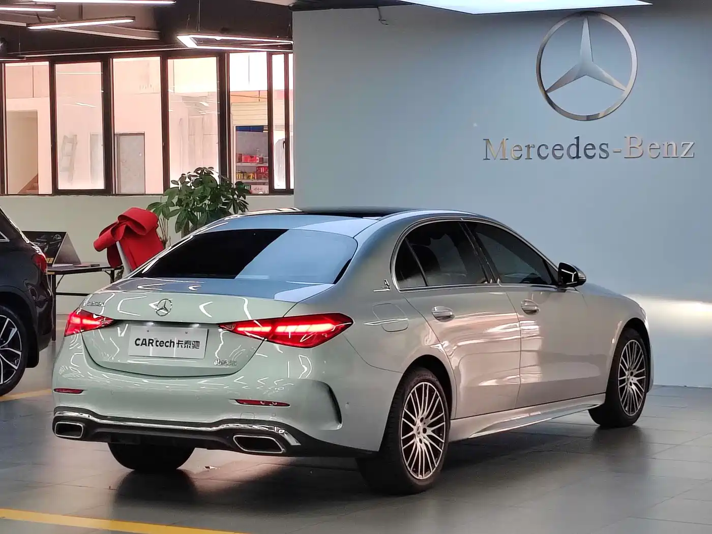 MERCEDES-BENZ CLASS C