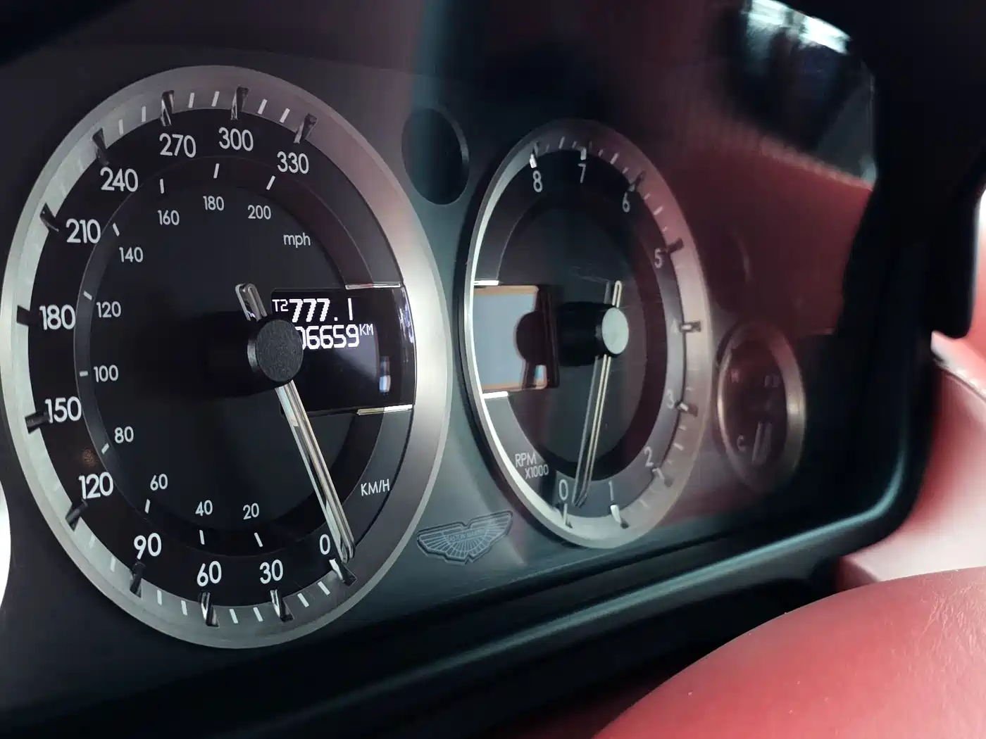Aston Martin Rapide 2011 2010 6.0L