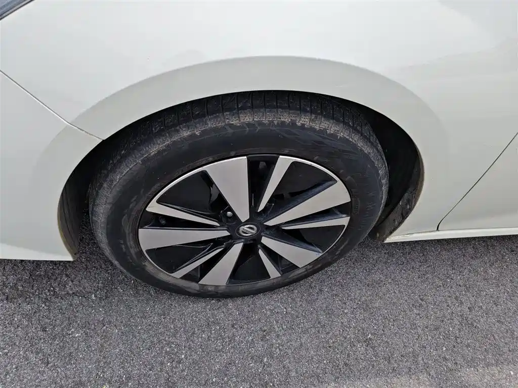 Photo 23 - Nissan Teana