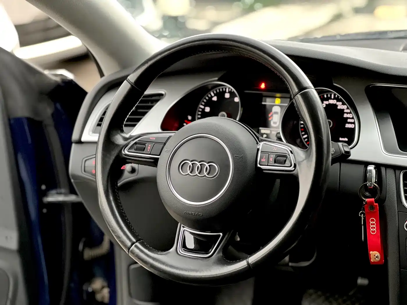 Фото 10 - Audi A5 (Import)