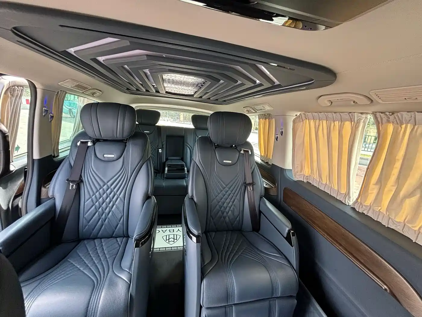 Mercedes-Benz Vito 2020 2.0T Business Edition (7-seater) фото 7