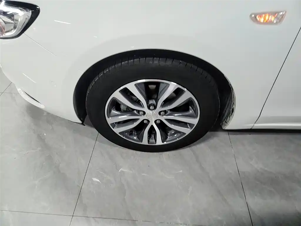 Buick Excelle 2019 18T Automatic Connected Flagship (China V) фото 23