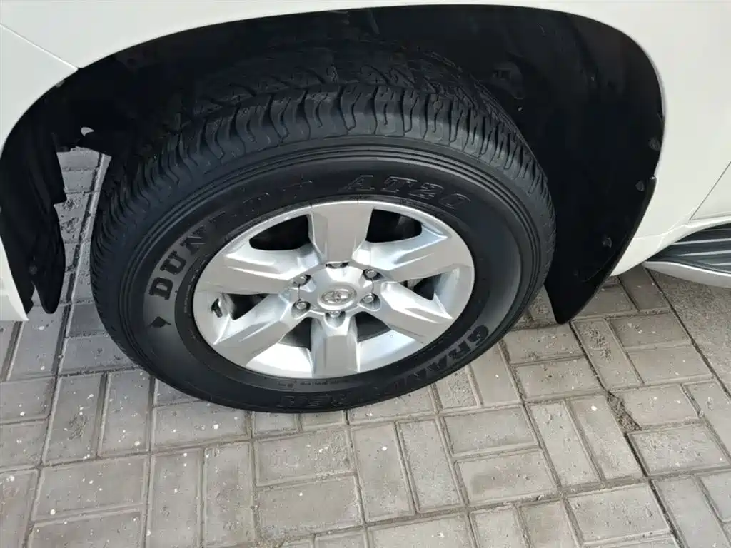 Toyota Prado 2016 2.7L Auto Luxury Edition фото 23