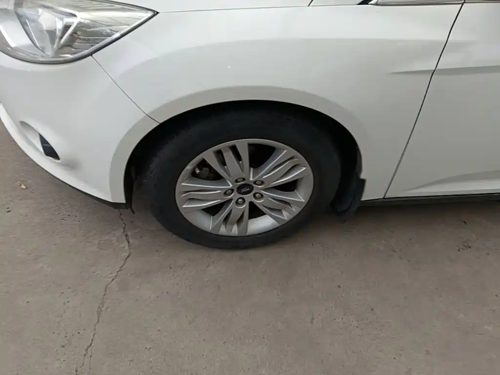 Ford Focus 2015 2012 Sedan 1.6L Automatic Comfort