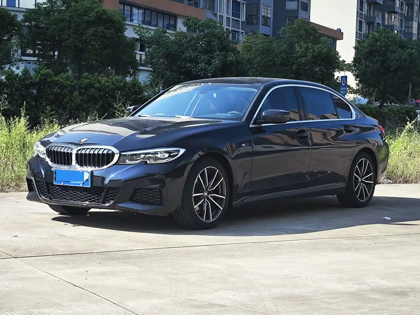 Photo 1 - BMW 3 Series