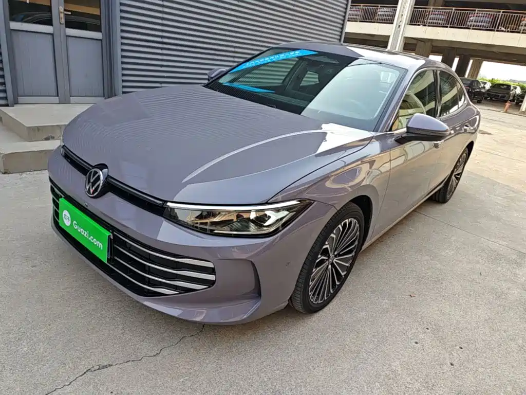 Фото 2 - Volkswagen Passat