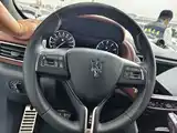 Фото 9 - Maserati Levante
