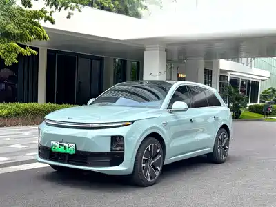 Li Auto L6