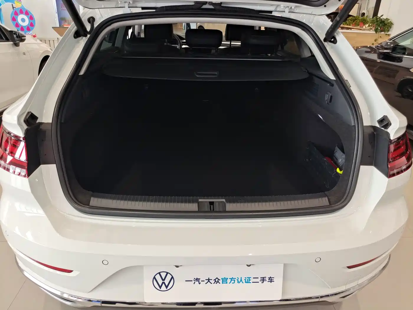 Volkswagen FAW-Volkswagen CC 2025 2024 Shooting Brake 380TSI Hunter Edition