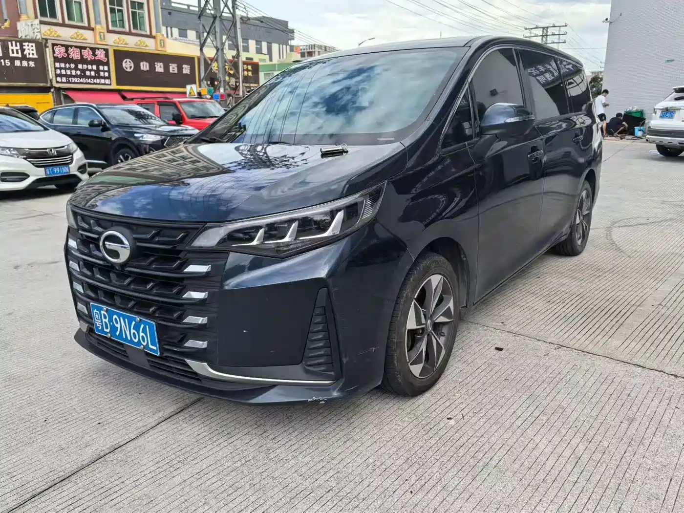GAC Trumpchi Trumpchi M6 2021 270T DCT Luxury Edition (7-Seater)