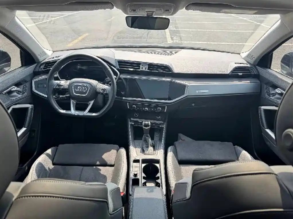 Audi Q3 2022 35 TFSI Fashion Dynamic фото 12