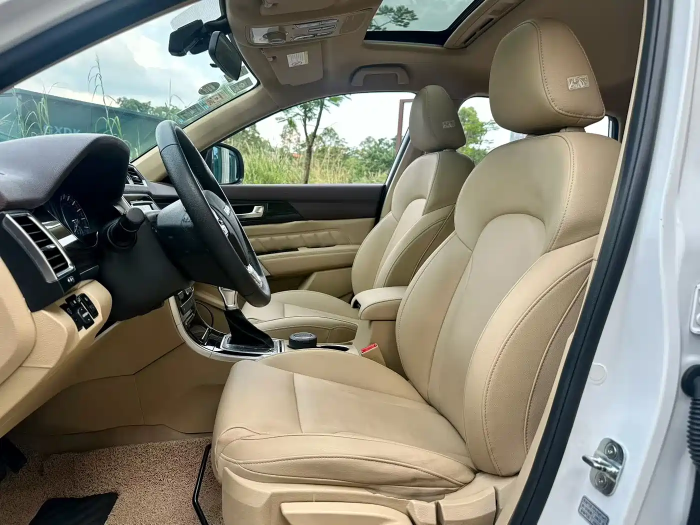 Haval H2 2015 2016 Red Label 1.5T Automatic 2WD Luxury