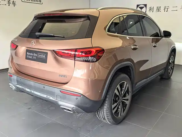 Mercedes-Benz GLA 2020 GLA 200 — фото 5