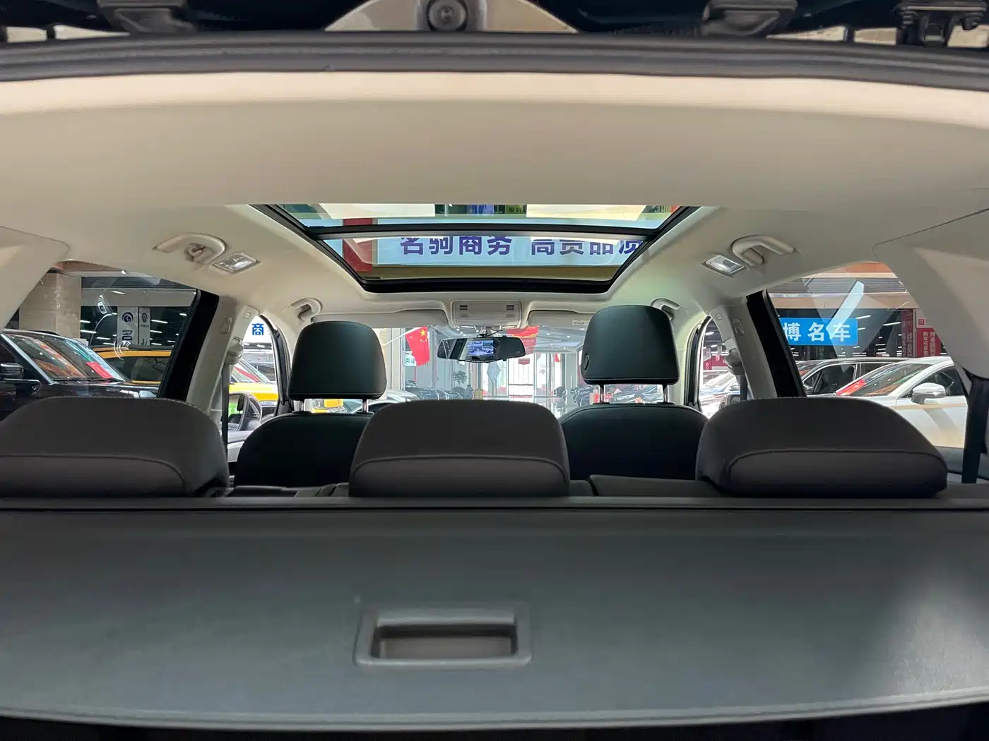 Volkswagen Tayron 2019 330TSI 2WD Luxury China VI фото 10