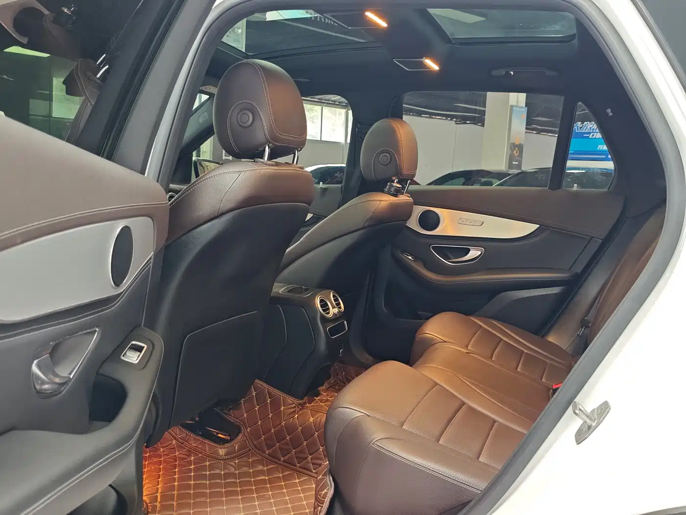 Mercedes-Benz GLC 2020 Facelift GLC 260 L 4MATIC Dynamic фото 7